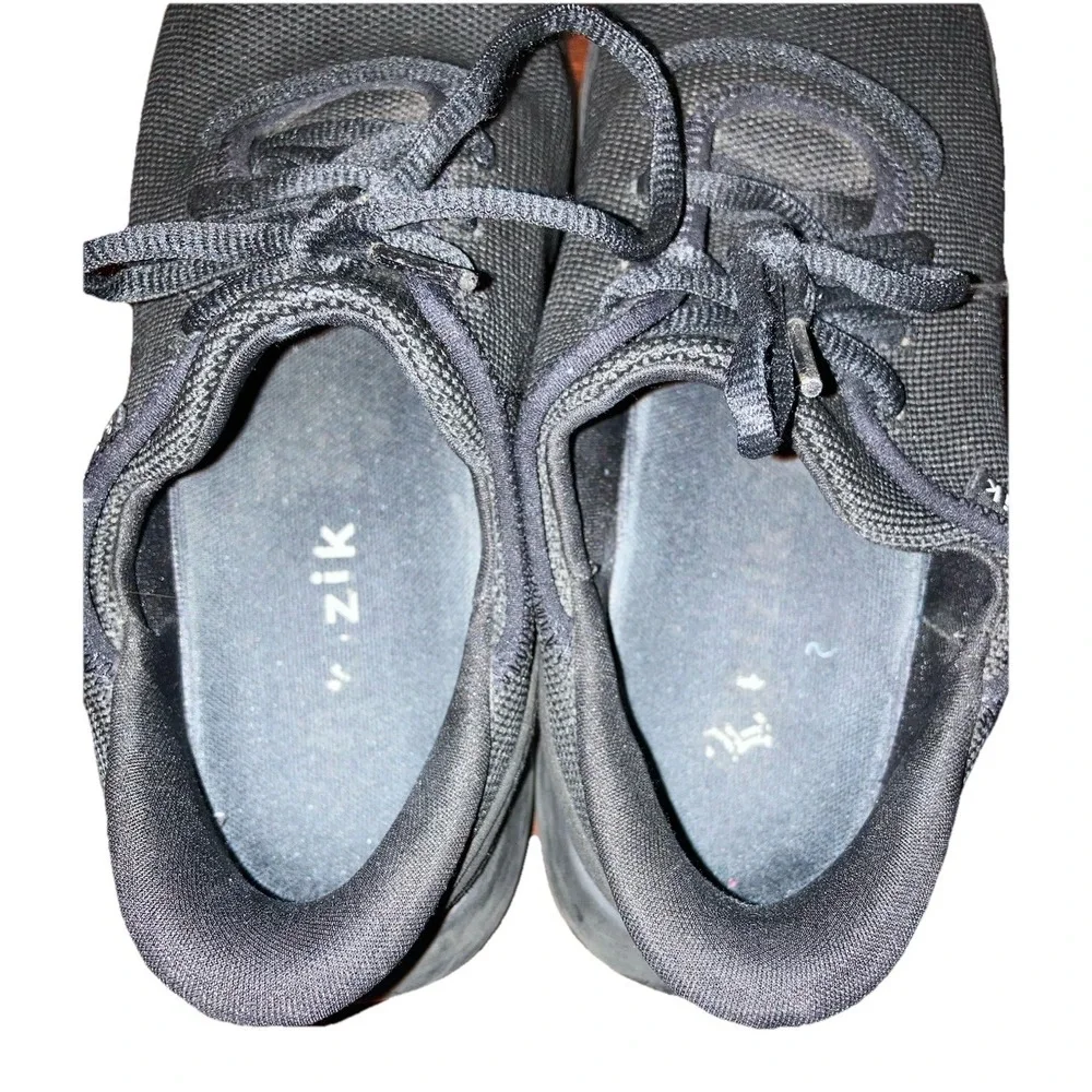 Kizik Madrid Sneakers Women's 8W Mens‎ 6.5W Eco Knit Black Hands Free Shoes